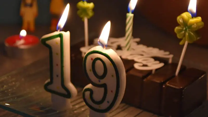 Happy 19th Birthday Animated GIFs | Funimada.com